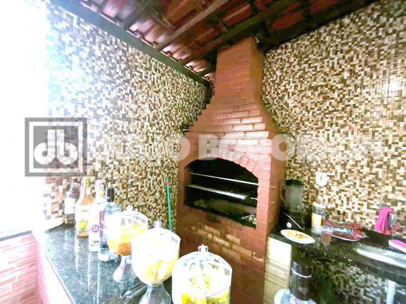 WhatsApp Image 2025-12-09 at 1 - 39