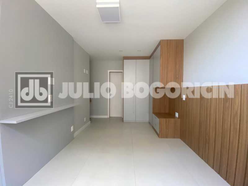 PHOTO-2025-12-11-14-48-53 - 12