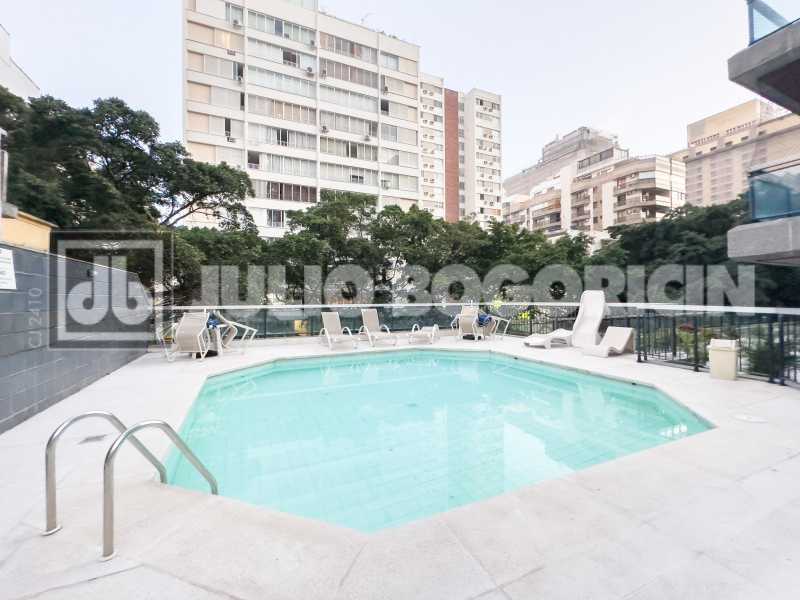 PHOTO-2025-12-11-15-07-15_3 - 6