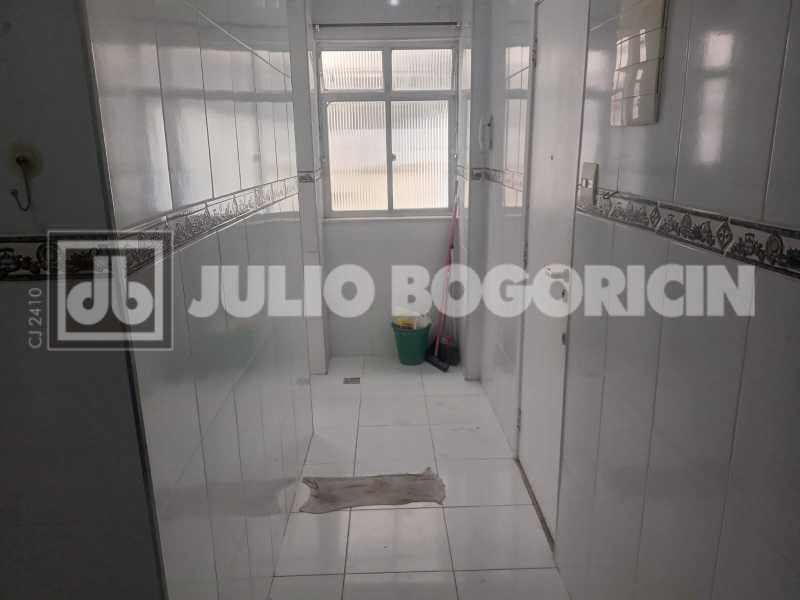 b6456dc5-2df2-467e-aa8d-0c6226 - 19