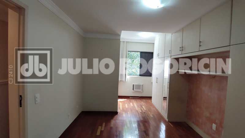 IMG_20251212_094417692~2 - 12