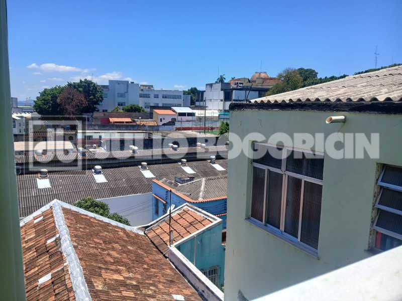 Conheça 01 31. do imóvel - Oportunidade, São Cristovão, sala, 2 quartos, próximo Feira Tradições Nordestinas. - JBT207279 - 31 01 31. - 31