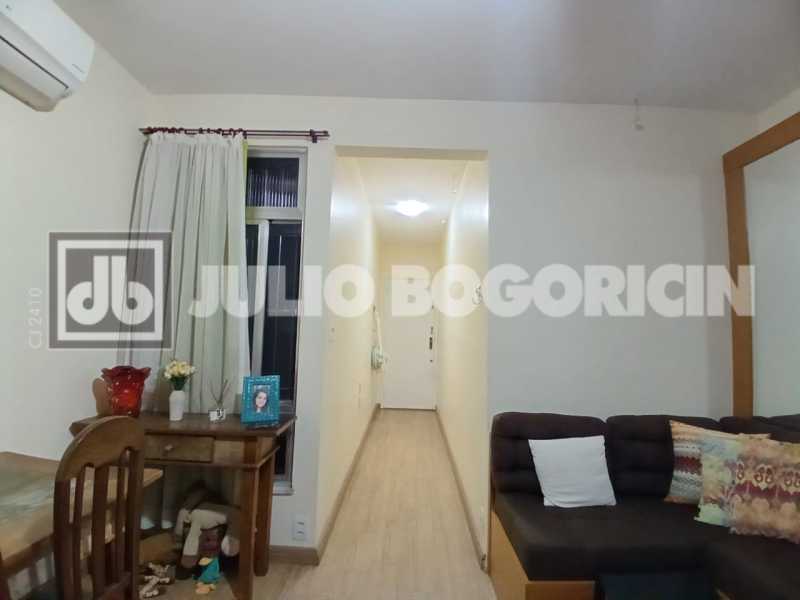 ab076ed0-f163-4efd-8f0b-9aa956 - 1