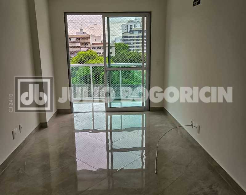 Conheça IMG_8802. do imóvel - Predio com infraestrutura de Lazer, 2 quartos( suíte ) , varanda, vista livre, 1 vaga na escritura , Vazio! - JBAP211138 - 2 IMG_8802. - 2