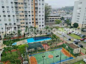 Oportunidade - Apartamento : Padrão / Residencial / Anil - JBJ204186