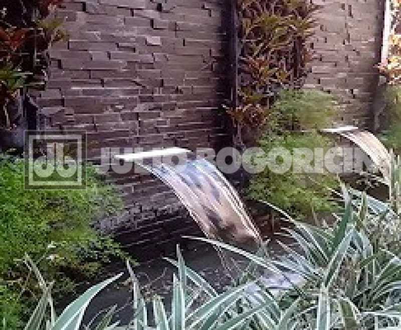 WhatsApp Image 2025-12-18 at 1 - 17