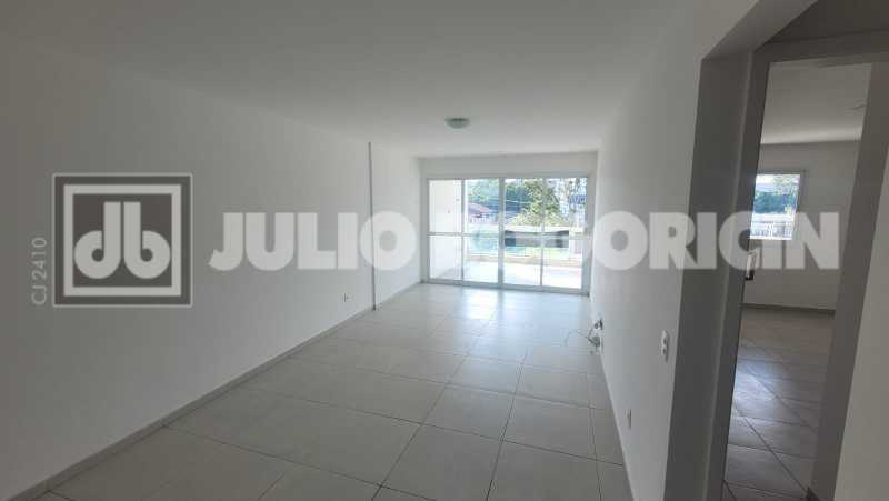 e8decf7c-0e81-4410-85b2-a106bc - 3