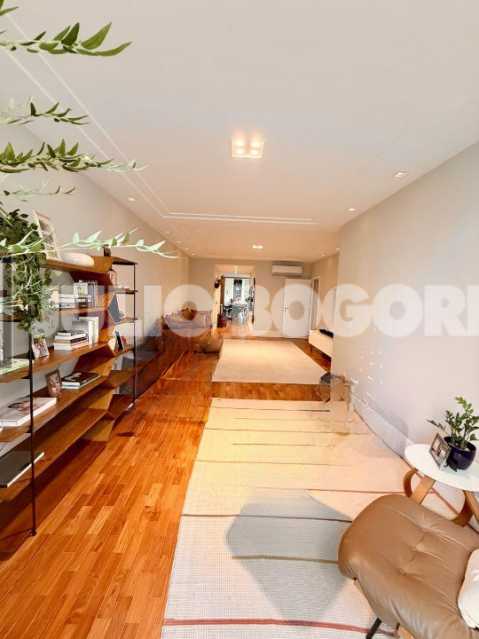 WhatsApp Image 2025-12-18 at 1 - 3