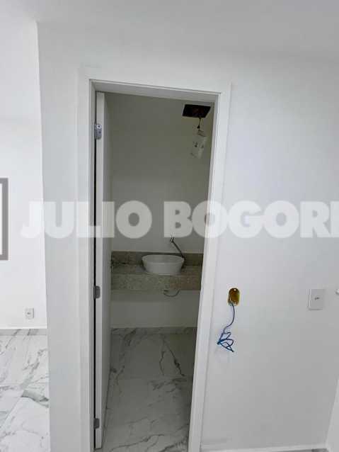 d81bc714-87e6-4b67-b4e3-a3d406 - 18