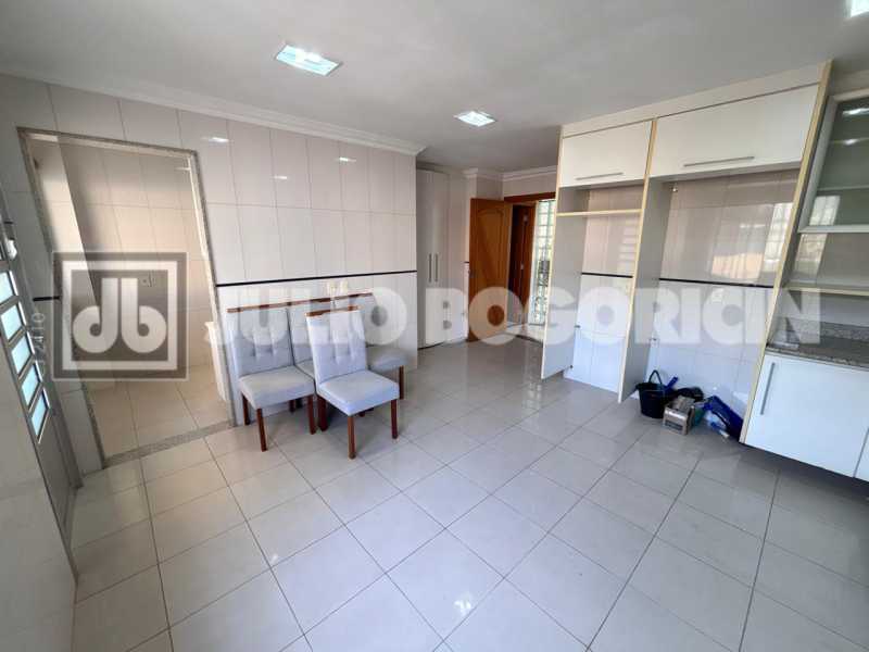 f4ac487a-8a3d-40e4-a8ab-262f21 - 10