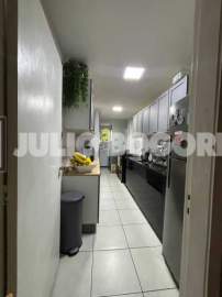 Oportunidade - CONDOMÍNIO JÓIA DA BARRA VARANDA 3 QUARTOS - JBB303263