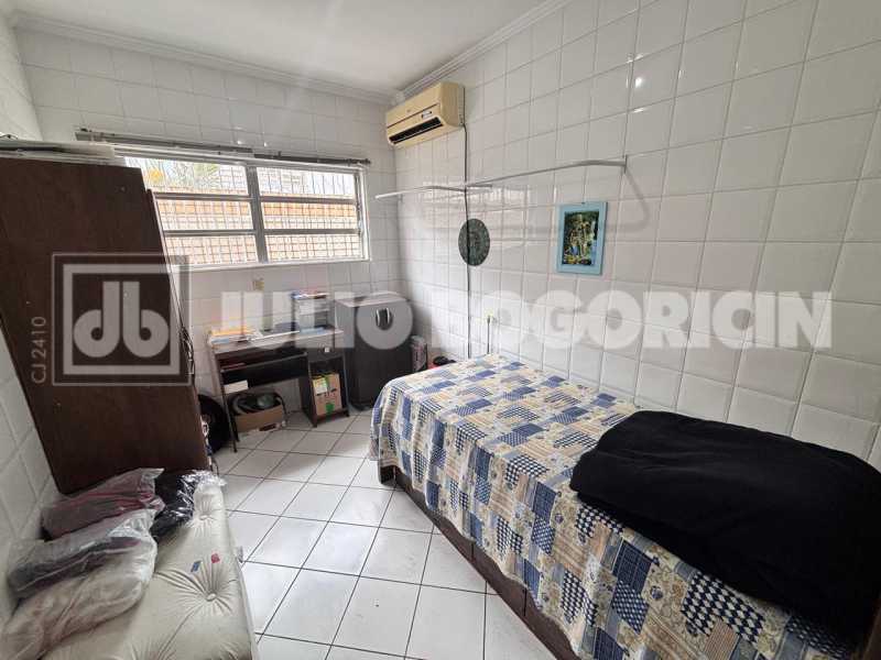 0edb8473-50df-4c48-9486-32542c - 23