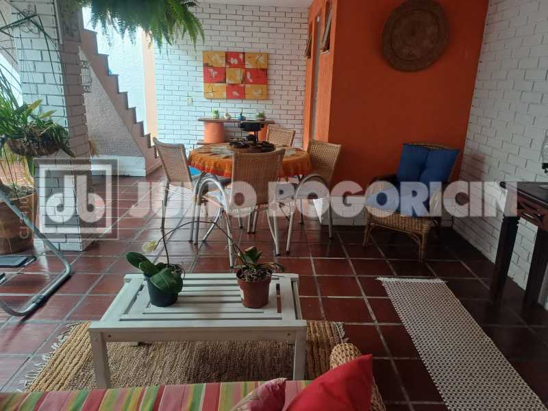 Conheça BOU 33. do imóvel - Pechincha - Jacarepaguá - Casa Residencial Duplex - 190 m² - Condomínio Fechado - 4 quartos; 1 suíte - Ótima Localização! - JBJ601972 - 32 BOU 33. - 32