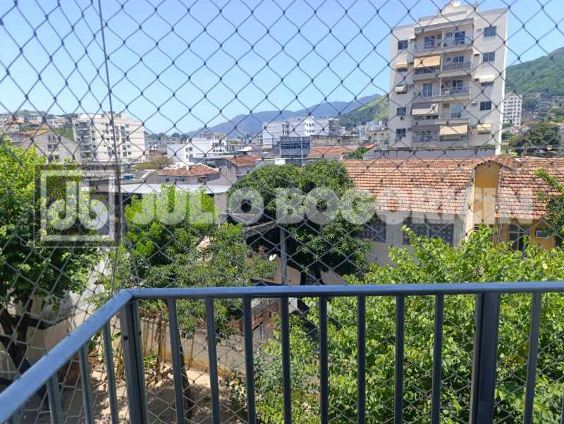 10 VARANDA QTO 01. - 10