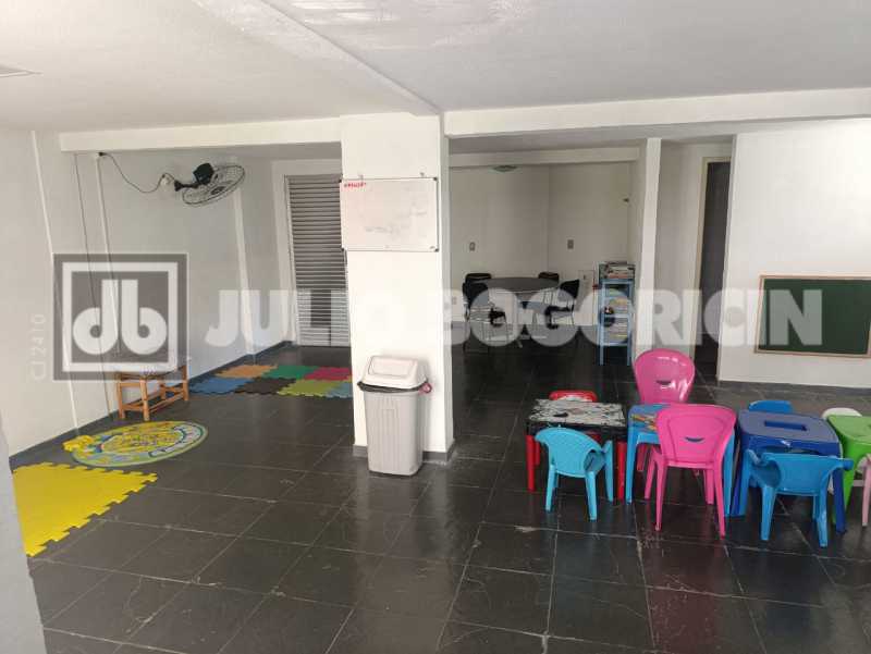 31 BRINQUEDOTECA. - 31