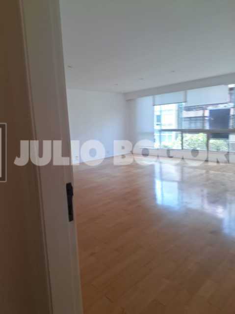 WhatsApp Image 2025-12-29 at 7 - 3