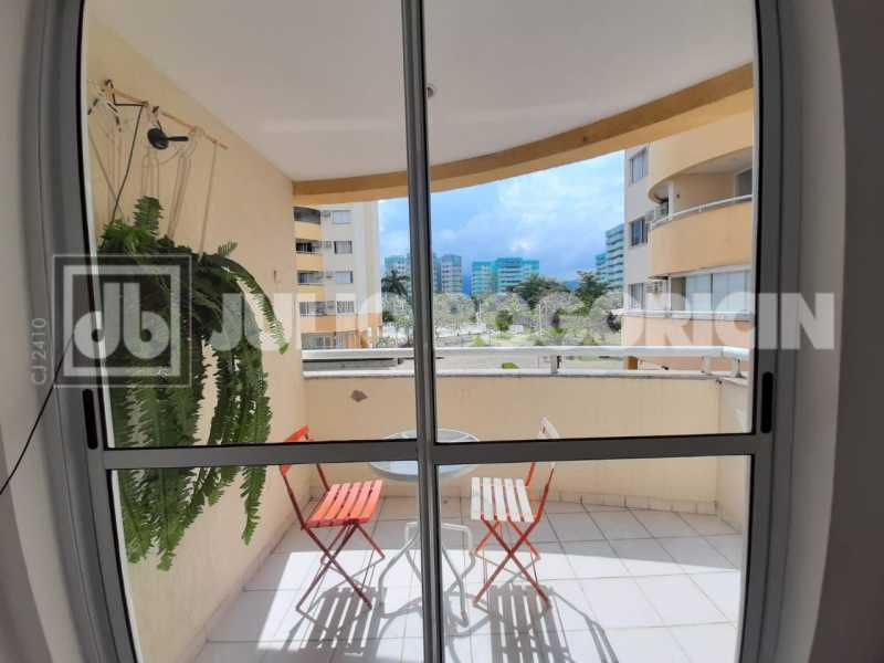 ba1526e3-b45a-4d97-af82-2cd108 - 4