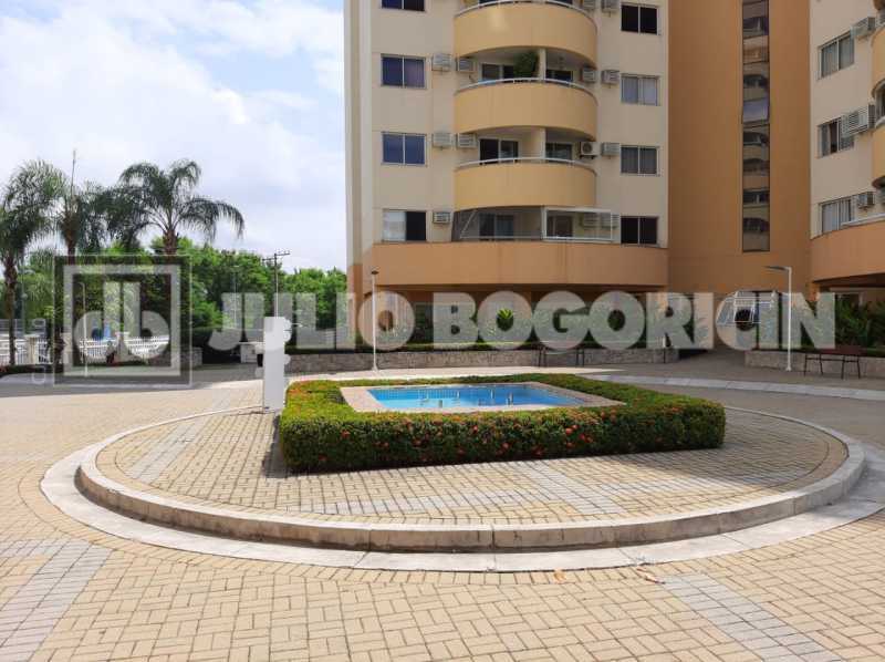 0f2c6748-9723-408b-8c31-8fee6e - 27