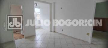 Excepcional localização. Praça Saens Pena, junto ao Metrô. Apartamento sala e quarto. Vista Panorâmica. - JBT15217
