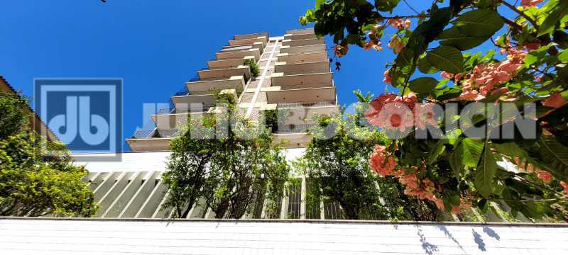 9d11c777-0a3c-45e3-ab0e-eacd8d - 6