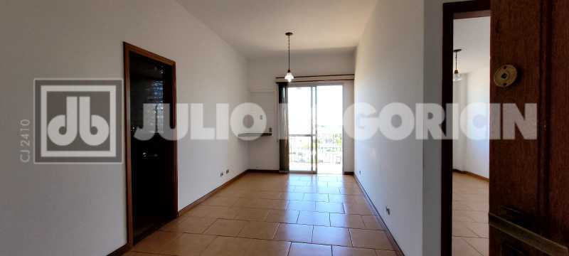 670bc963-780a-4393-8667-9e4eaf - 15