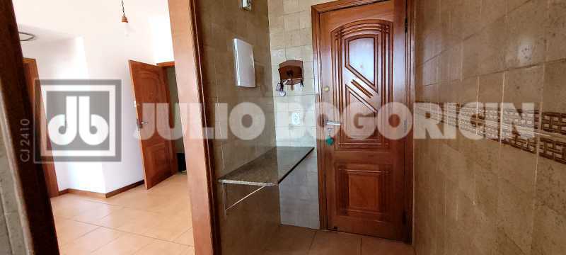 60761a45-1c5f-42ef-9d38-5fd5c9 - 21