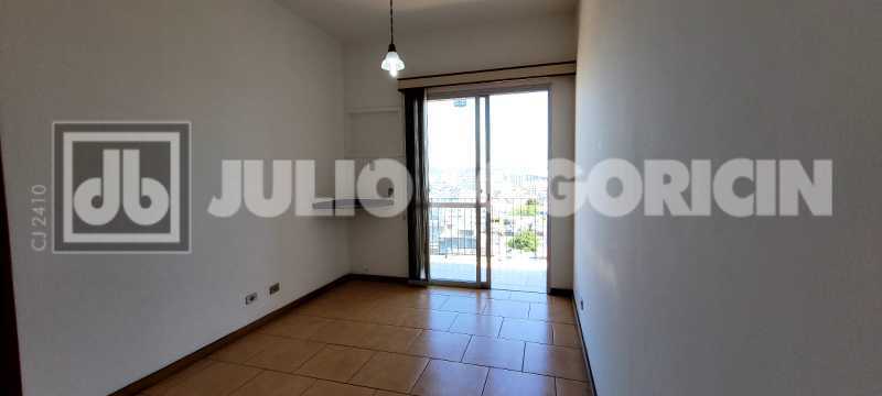 c9936674-252f-47ef-9588-c69678 - 33