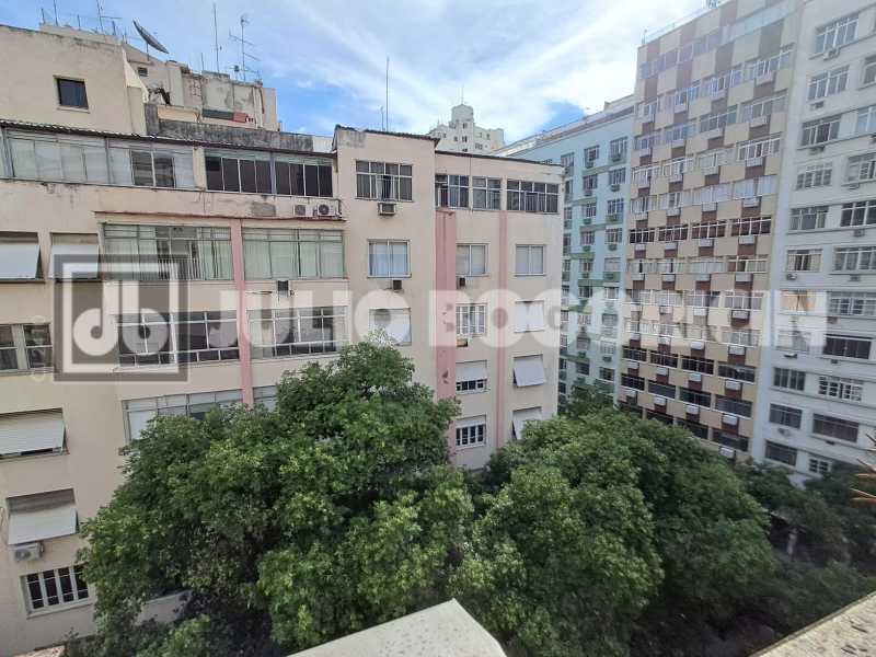 8bff3e06-96b5-42c5-b5b7-2e393f - 3