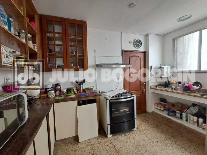 7306a67c-cbad-494a-bb8b-057371 - 29