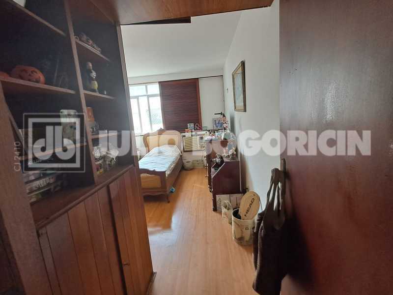 ad2c931d-538b-49ca-a5dc-41d310 - 20