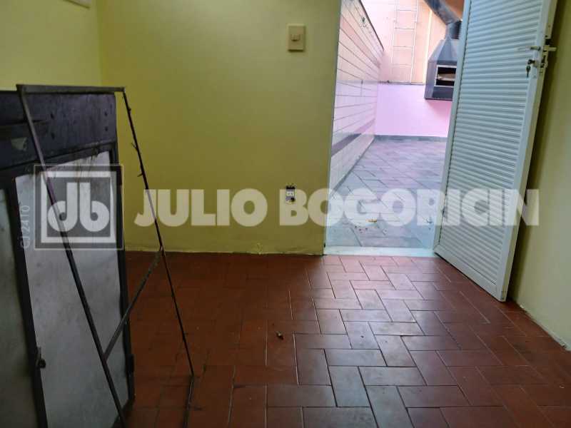 2f8e7143-4a2f-46f0-8624-0889a8 - 27