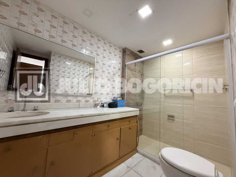 Banheiro Suíte1 - 18