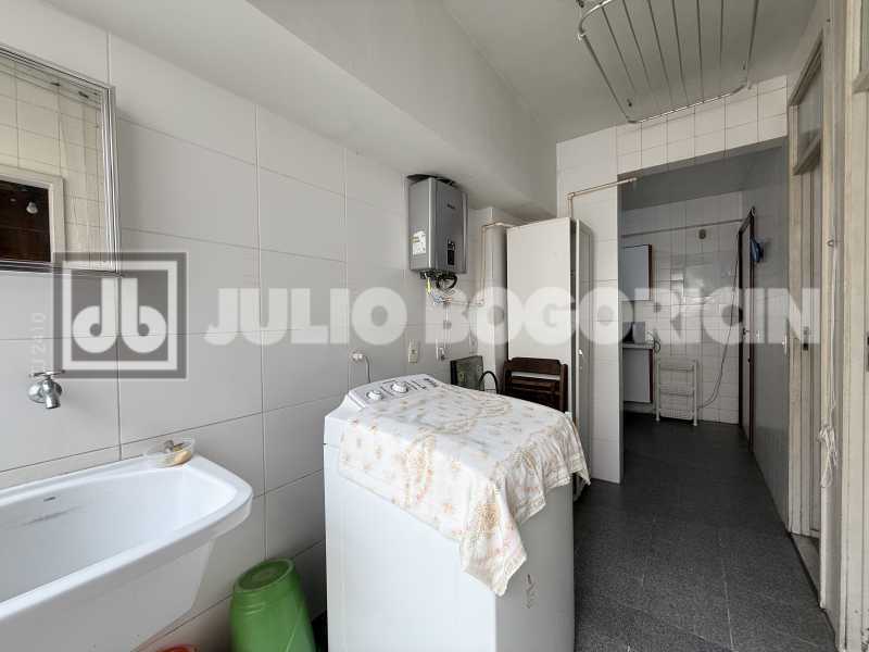 Área de Serviço - 37