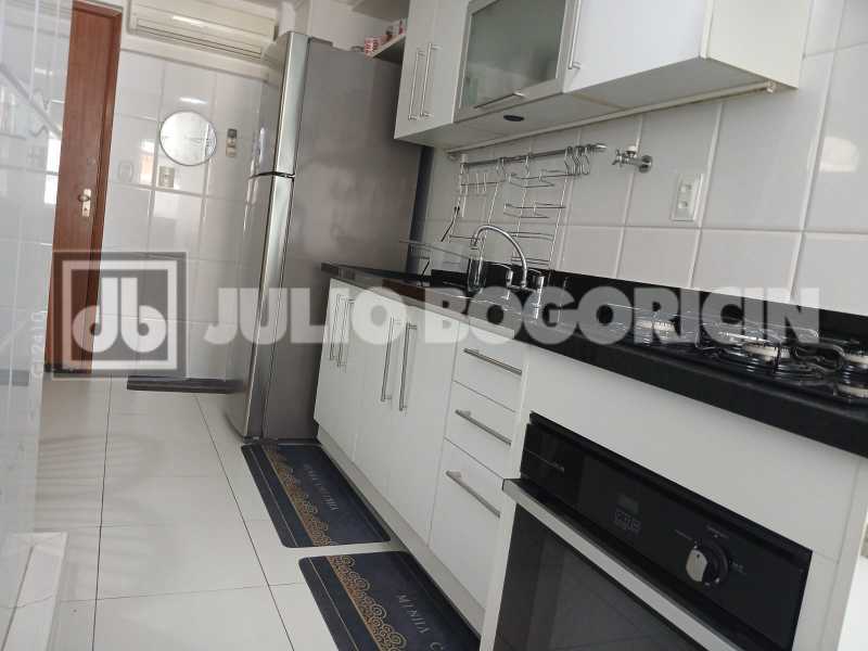 68b9df6b-837e-4ad7-a1db-bd7e3d - 22