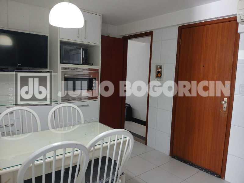 4e86fb6f-883f-4ccb-9c9f-0855dd - 21