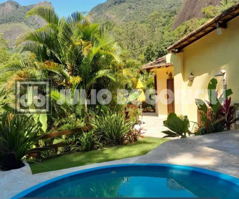 Piscina com vista - 1