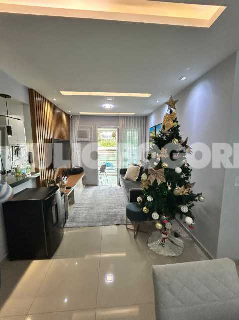 c67ef84b-6a19-4551-9a02-8b8128 - 11