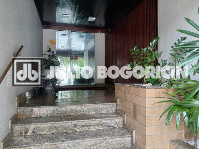 26164_G1738089011 - 21