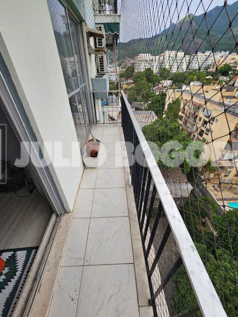 Quarto 3.3 sacada. - 12