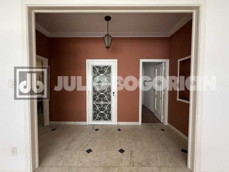 Entrada - 2