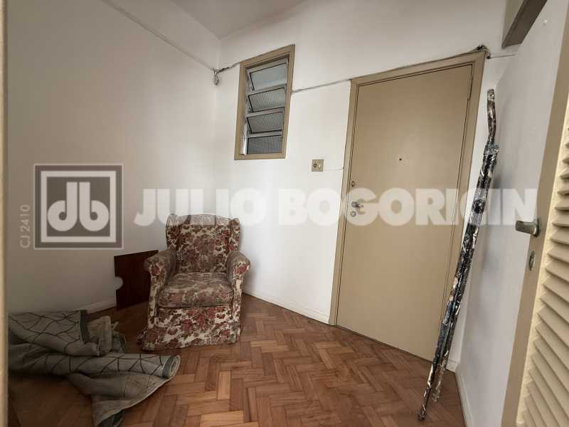 Quarto de Serviço - 37