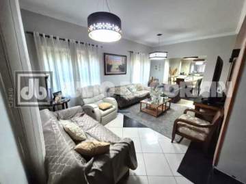 Imperdível - Freguesia casa em condomínio Duplex 4 quartos 3 suítes Piscina Churrasqueira. Portaria 24hs.Vale a visita! - JBJ602080