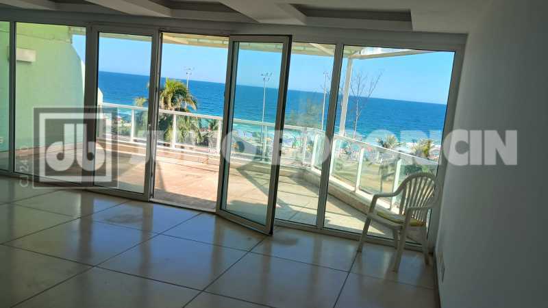 8f36fd49-1ae3-448d-a038-966936 - 4