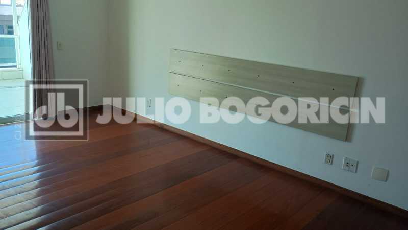 8b2e0f43-0e9d-43c4-8c5f-20af41 - 16