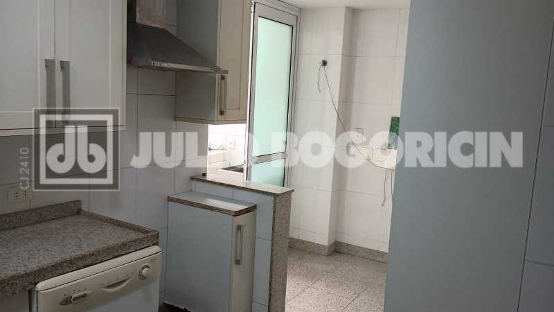 611548fa-e207-4544-864a-41e4ea - 34