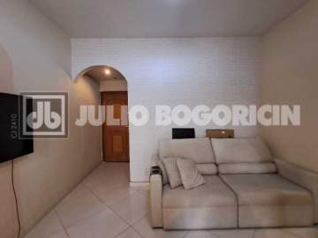 Imperdível - Excelente imóvel na Praia de Botafogo , juntinho ao rua Senador Vergueiro , Prédio bom , com portaria 24h , aceita airbnb , o imóvel é òtimo com 47metros no Iptu , bem espaçoso , sala ótima ,quarto grande banheiro social , cozinha e área - JBF16963