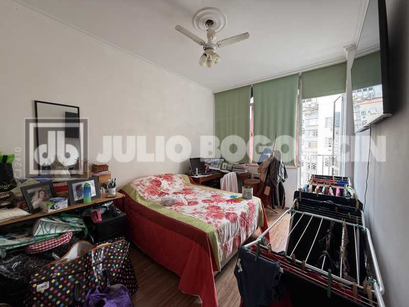 Quarto Fundos 1 - 17