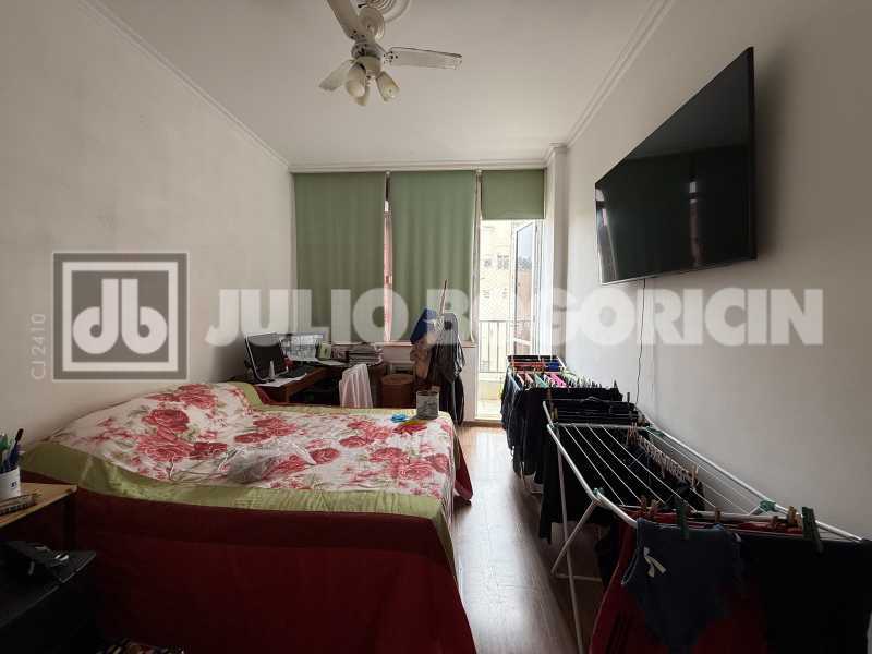 Quarto Fundos 1 - 18