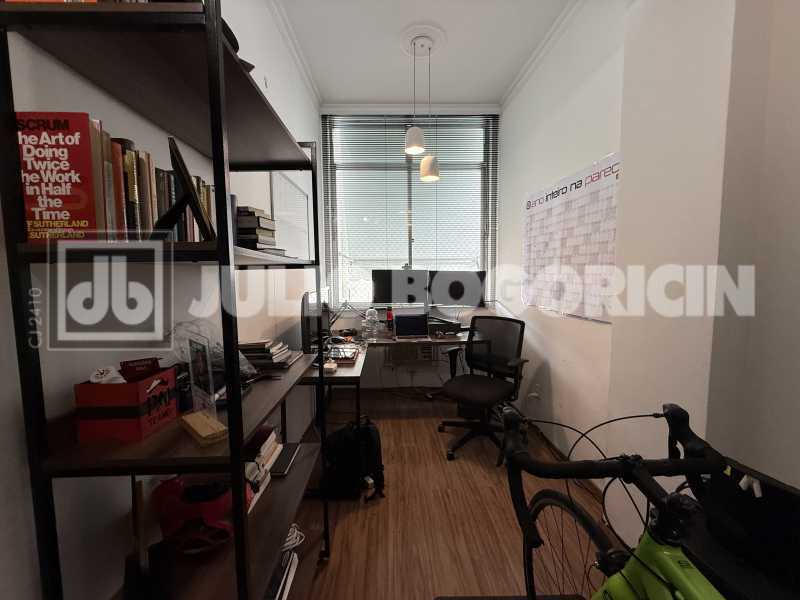 Quarto Fundos 3 - 25