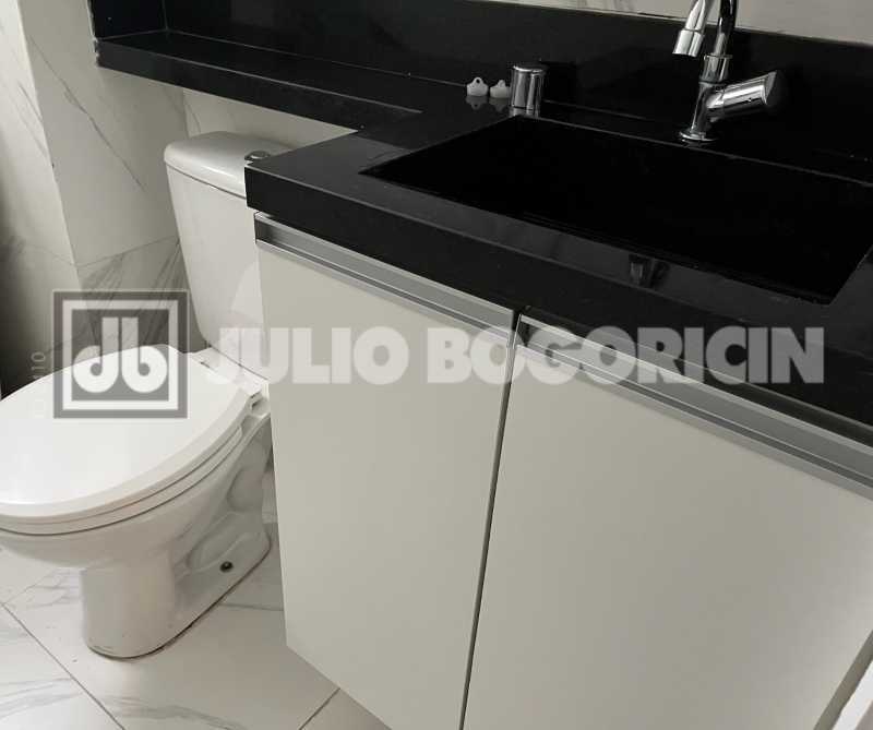 7006e79d-4731-4272-8398-f7f5b0 - 23